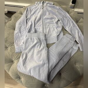 Fashion nova velvet tracksuit